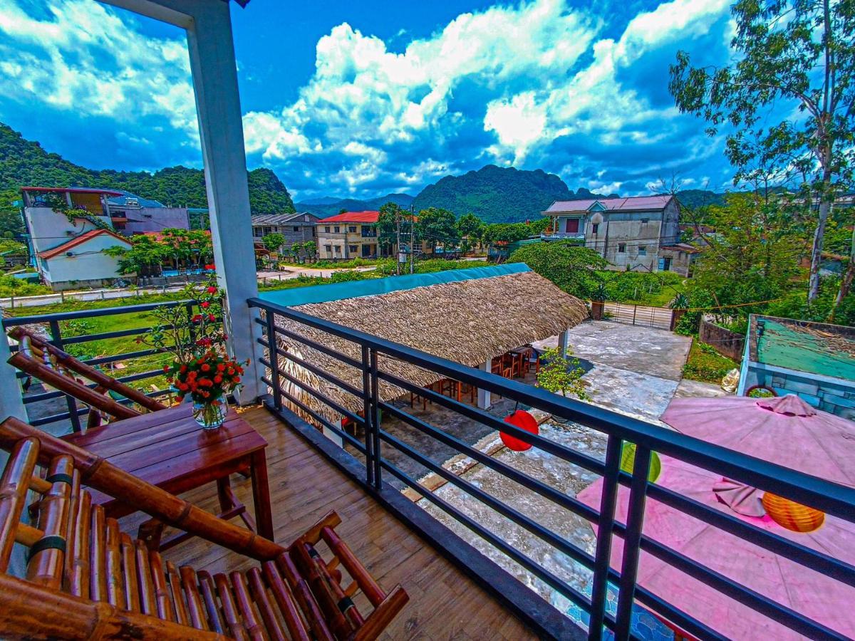 Yolo Pool Bar Villas & Garden Restaurant Фонг Нха Екстериор снимка