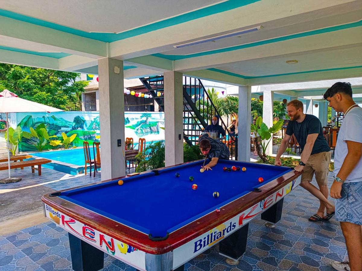 Yolo Pool Bar Villas & Garden Restaurant Фонг Нха Екстериор снимка